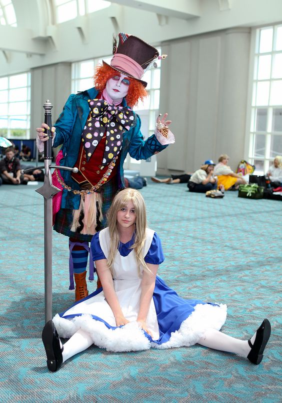 sombrerero loco alice en el país de las maravillas mejor disfraz de halloween idea para parejas