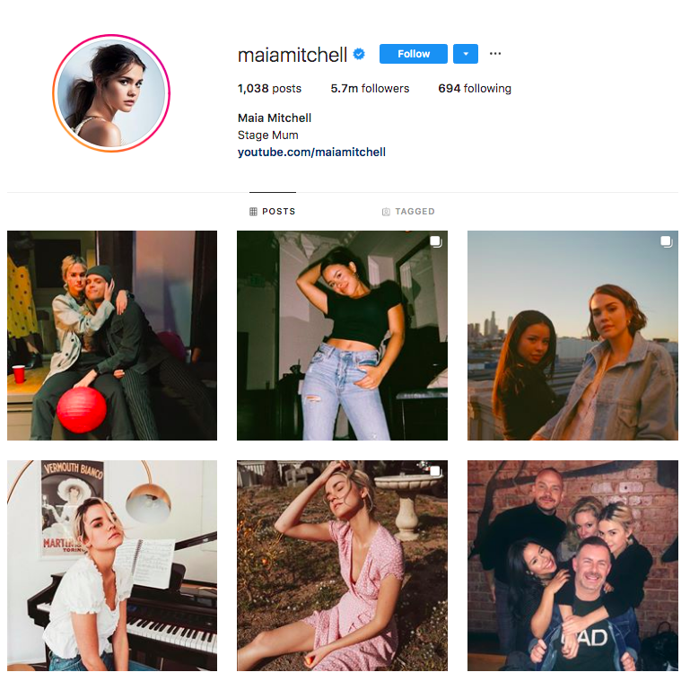 maia mitchell popular australiana en instagram